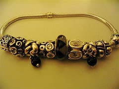 pandora bracelet valentine